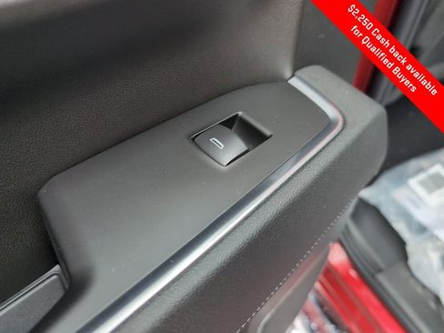 New 2026 GMC Sierra 1500 SLT image 13