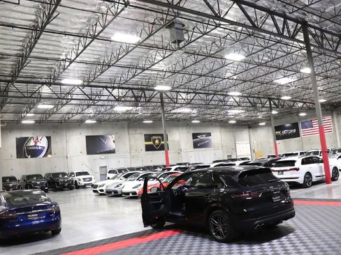 Used 2019 Porsche Cayenne S image 14