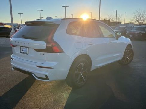 New 2026 Volvo XC60 B5 Core AWD/4WD image 3