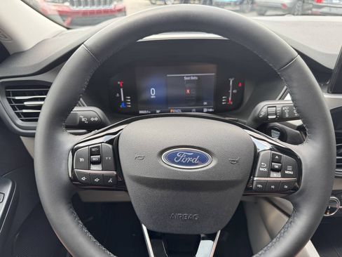 Used 2024 Ford Escape Active AWD/4WD image 16