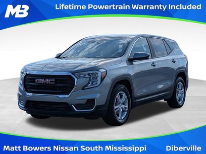 Used 2023 GMC Terrain SLE w/ LPO, Floor Liner Package