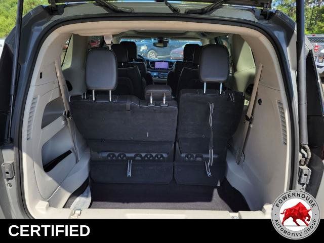 Used 2023 Chrysler Pacifica Limited FWD image 14