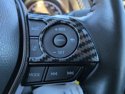 Used 2021 Toyota Camry SE image 23