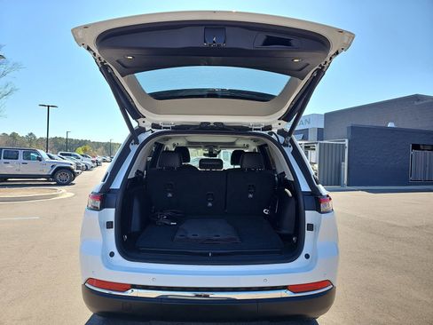 Used 2022 Jeep Grand Cherokee Limited 4xe w/ Luxury Tech Group II image 13