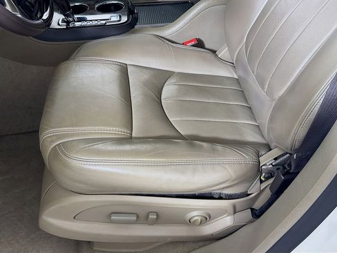 Used 2014 GMC Acadia Denali image 20