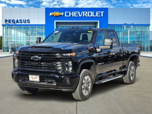 New 2026 Chevrolet Silverado 2500 Custom w/ Custom Value Package image 2
