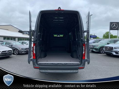 New 2025 Mercedes-Benz Sprinter 2500 image 17