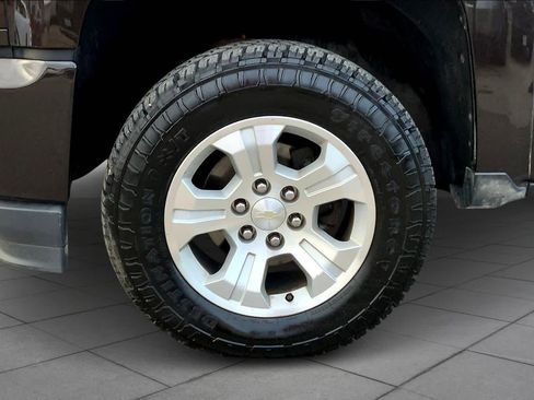 Used 2019 Chevrolet Silverado 1500 LT w/ All Star Edition image 9