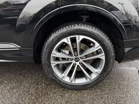 Used 2025 Audi Q7 2.0T Premium w/ Convenience Plus Package image 8
