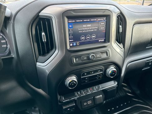 Used 2023 GMC Sierra 3500 Pro w/ Convenience Package image 15