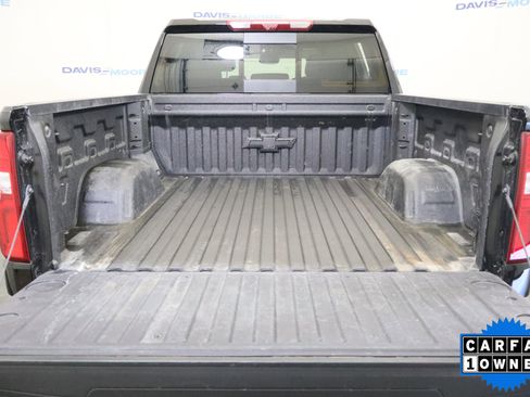 Used 2025 Chevrolet Silverado 1500 High Country w/ High Country Premium Package image 9