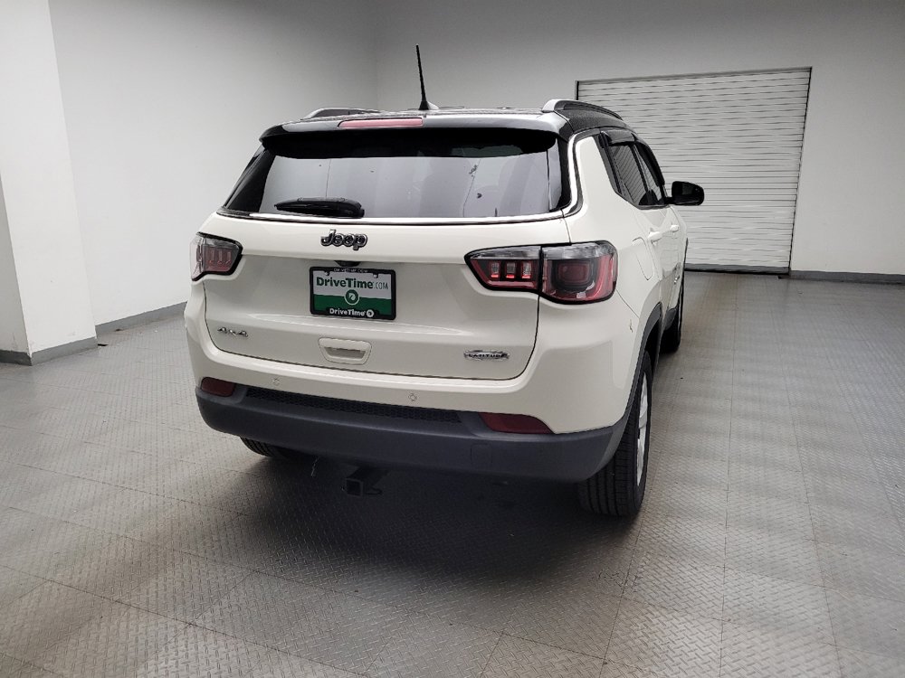 Used 2018 Jeep Compass Latitude w/ Popular Equipment Group AWD/4WD image 7