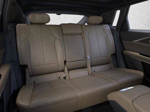 New 2026 Cadillac Lyriq V image 17