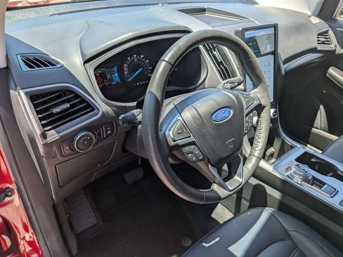 Used 2022 Ford Edge SEL w/ Sport Appearance Package AWD/4WD image 17