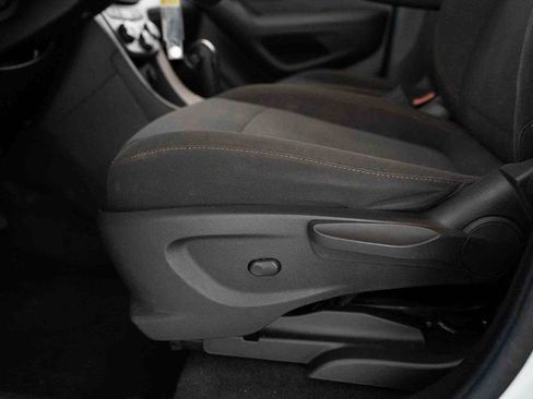 Used 2020 Chevrolet Trax LS w/ LPO, Protection Package image 17