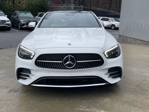 Certified 2022 Mercedes-Benz E 450 4MATIC Sedan image 3