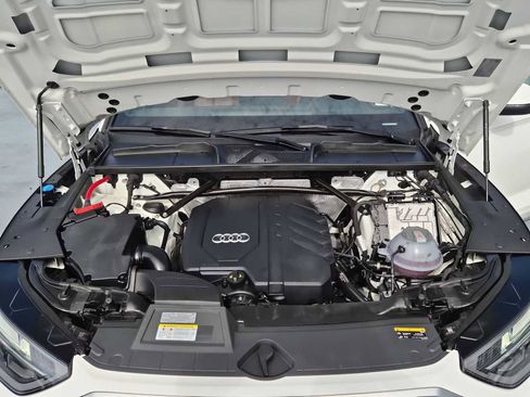 Certified 2023 Audi Q5 2.0T Premium w/ Convenience Package image 13