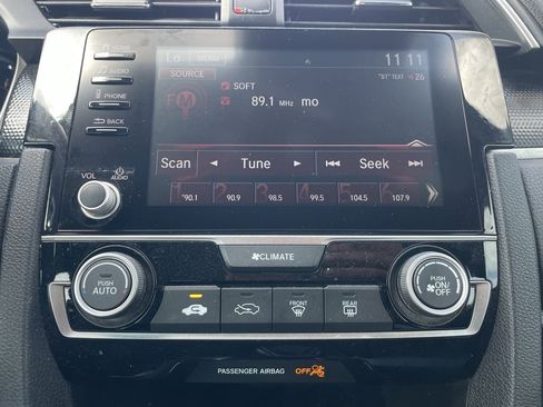 Used 2020 Honda Civic Sport image 14
