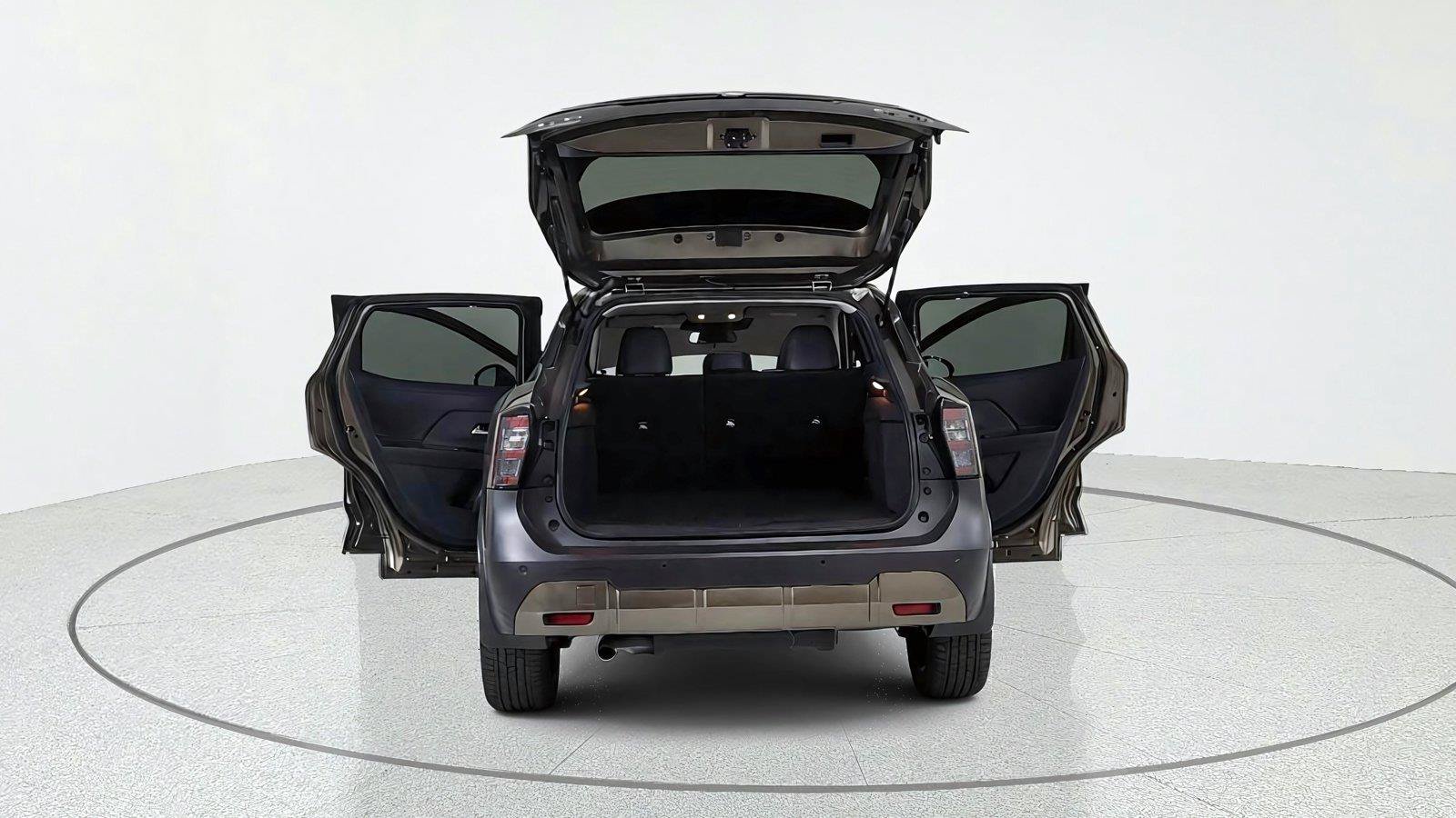 Used 2026 Nissan Kicks SR w/ Cold Weather Package AWD/4WD image 13