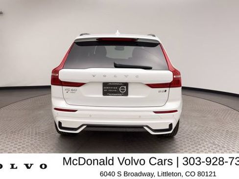 Certified 2025 Volvo XC60 B5 Plus AWD/4WD image 3