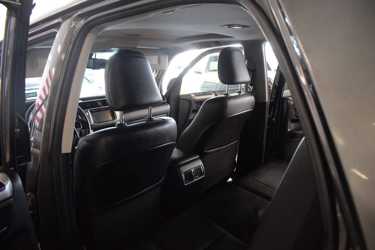 Used 2012 Toyota 4Runner Limited AWD/4WD image 41