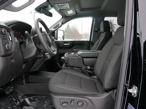 New 2026 Chevrolet Silverado 2500 Custom w/ Custom Convenience Package image 11