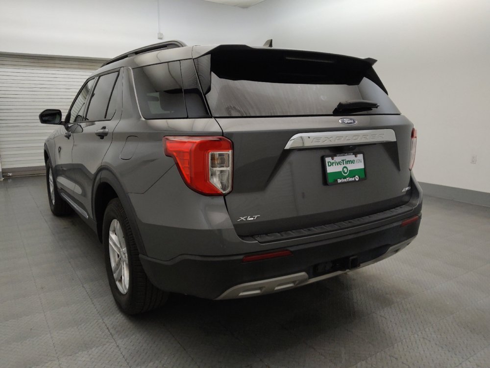 Used 2023 Ford Explorer XLT w/ Equipment Group 202A AWD/4WD image 5