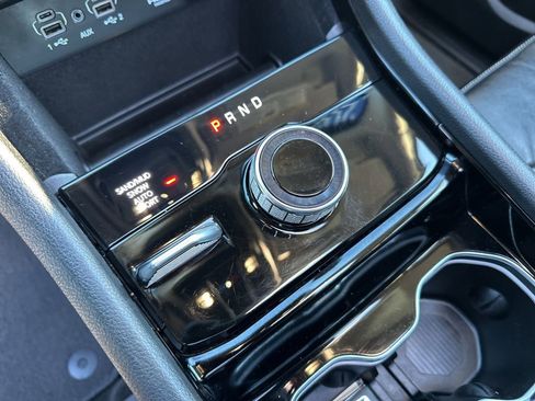 Used 2022 Jeep Grand Cherokee L Limited image 27