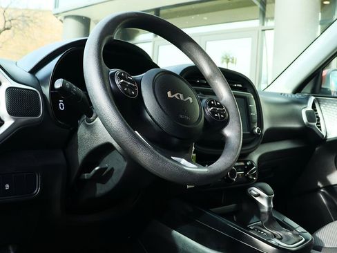 Used 2024 Kia Soul LX w/ Option Group 015 image 39