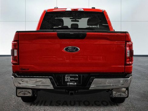 Certified 2025 Ford F150 Platinum w/ FX4 Off-Road Package image 6