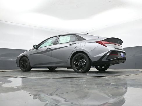 New 2026 Hyundai Elantra Sport image 12