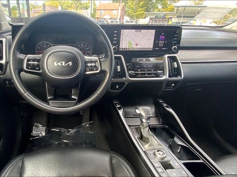 Used 2022 Kia Sorento X-Line EX image 17