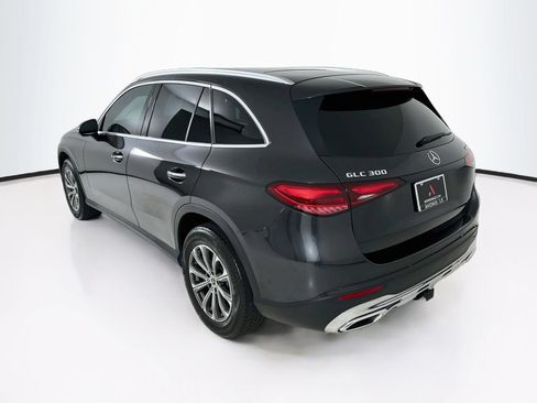 Used 2024 Mercedes-Benz GLC 300 4MATIC image 6