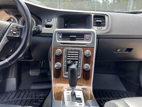 Used 2012 Volvo S60 T5 image 20