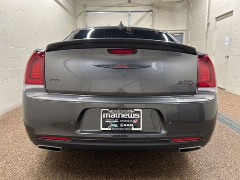 Used 2022 Chrysler 300 S w/ Comfort Group image 3