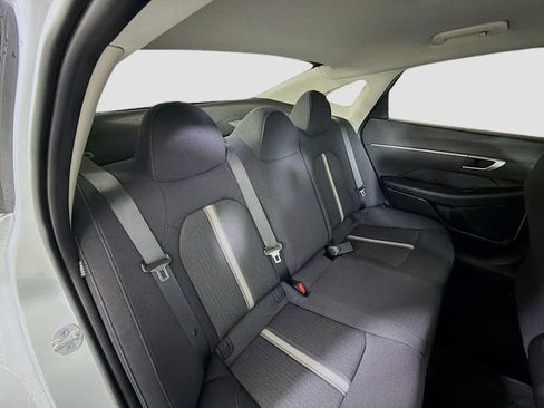 Used 2025 Hyundai Sonata SE FWD image 26