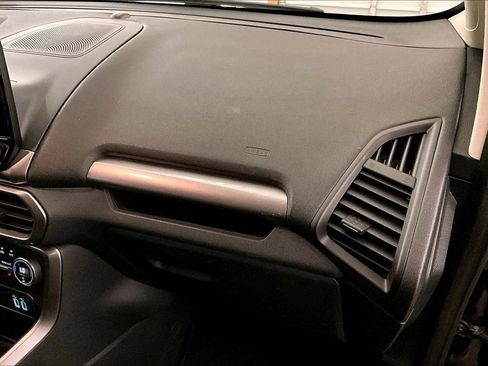 Certified 2019 Ford EcoSport SE w/ SE Convenience Package image 15