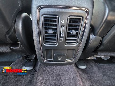 Used 2017 Jeep Grand Cherokee Altitude AWD/4WD image 26
