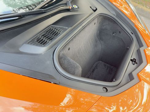 Used 2023 Chevrolet Corvette Stingray Convertible w/ Z51 Performance Package image 30