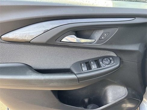 Used 2021 Chevrolet TrailBlazer LS image 22