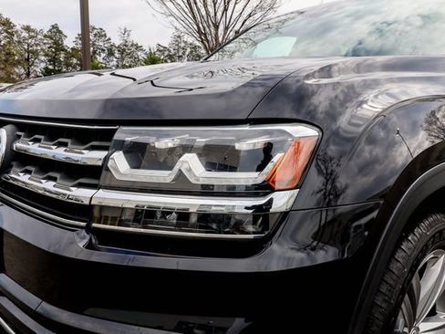 Used 2018 Volkswagen Atlas SEL w/ R-Line Package image 20