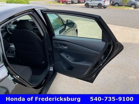 Certified 2025 Honda Accord LX image 18