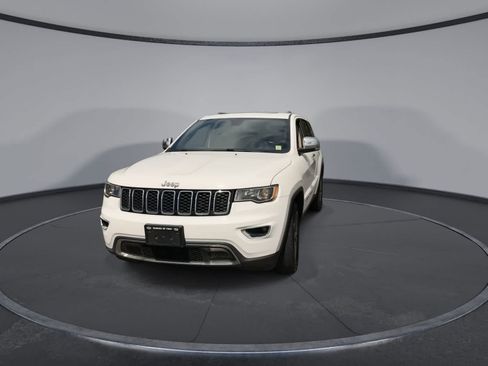 Used 2020 Jeep Grand Cherokee Limited AWD/4WD image 3