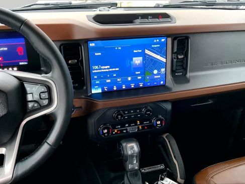 Certified 2024 Ford Bronco Outer Banks AWD/4WD image 7
