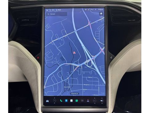 Used 2018 Tesla Model X 75D AWD/4WD image 30