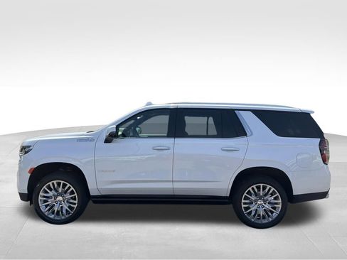Used 2023 Chevrolet Tahoe High Country image 2