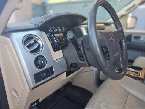 Used 2013 Ford F150 Lariat w/ Lariat Chrome Pkg image 12