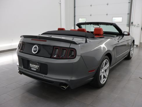 Used 2014 Ford Mustang GT Premium RWD image 51