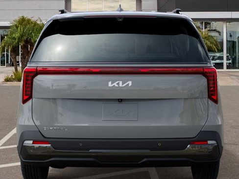 New 2025 Kia Carnival SX Prestige image 13
