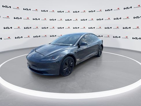 Used 2025 Tesla Model 3 Long Range RWD image 4